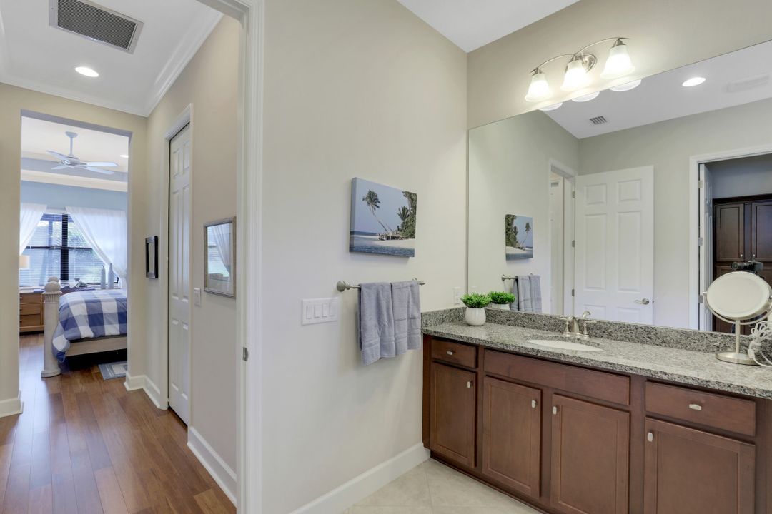 9073 Isla Bella Cir, Bonita Springs, FL 34135