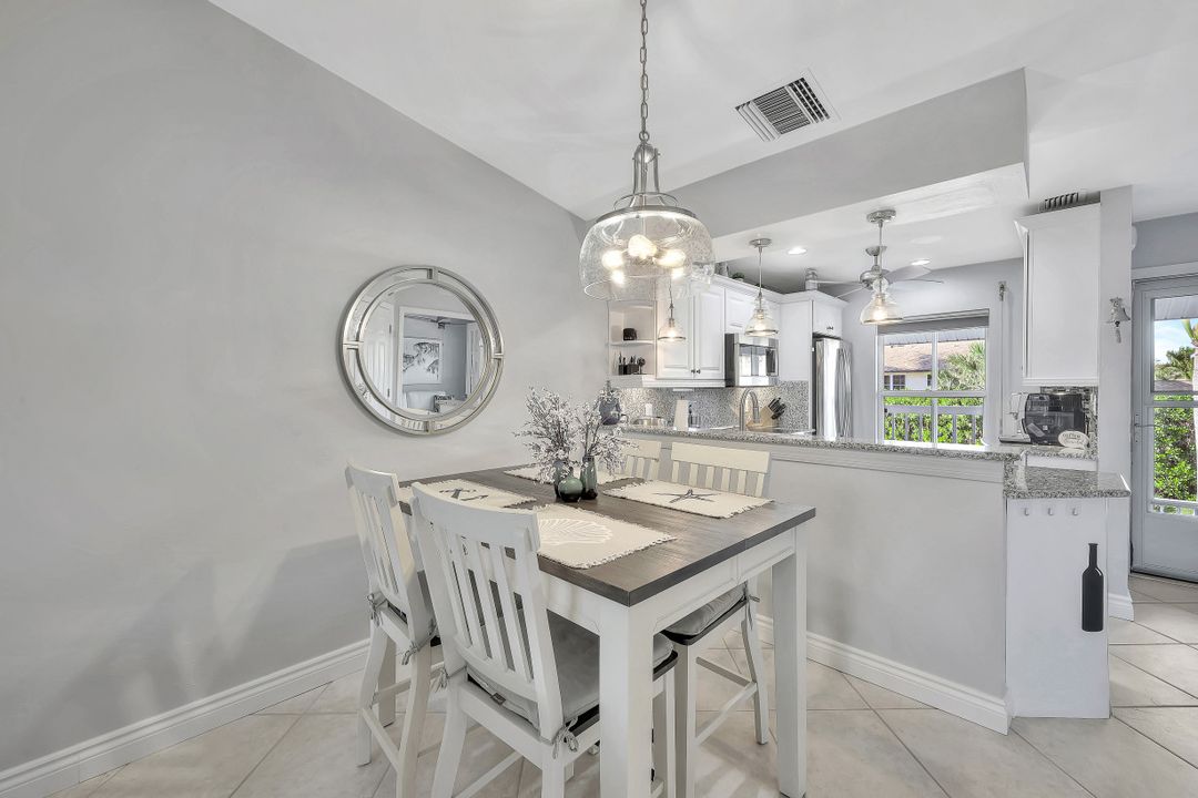 711 W Elkcam Cir #126, Marco Island, FL 34145