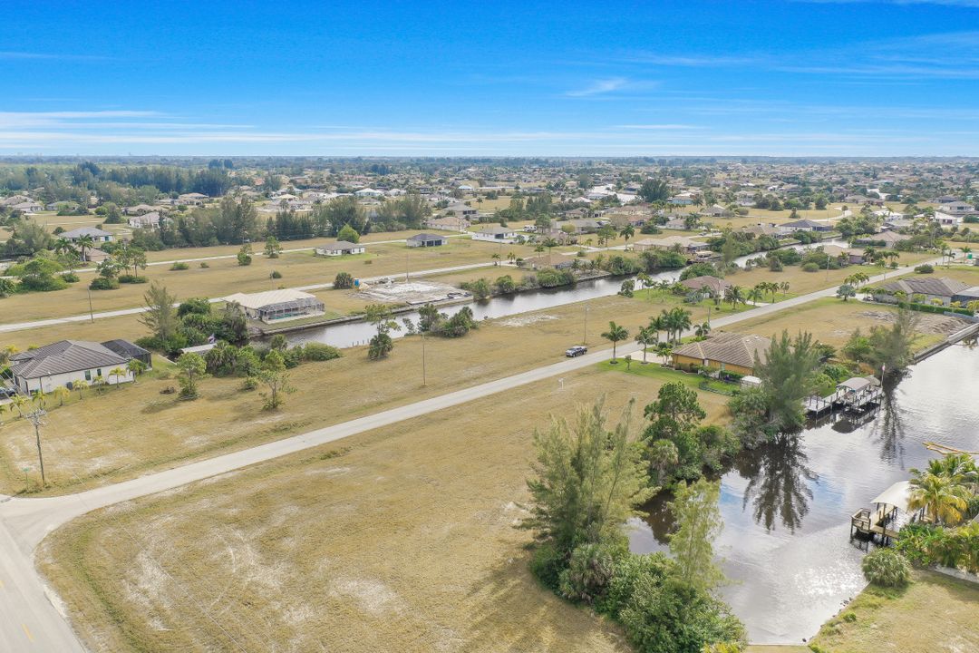 2374 NW 39th Ave, Cape Coral, FL 33993