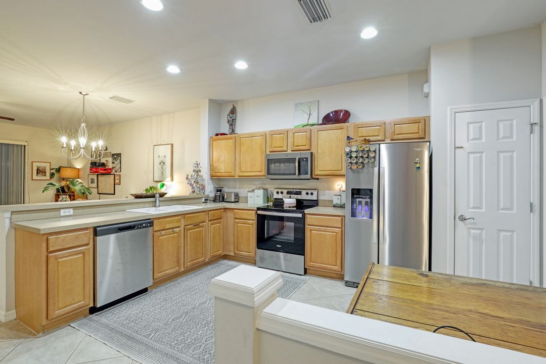 15809 Marcello Cir, Naples, FL 34110