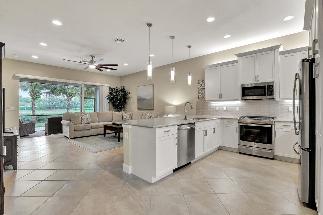 28507 Burano Dr, Bonita Springs, FL 34135