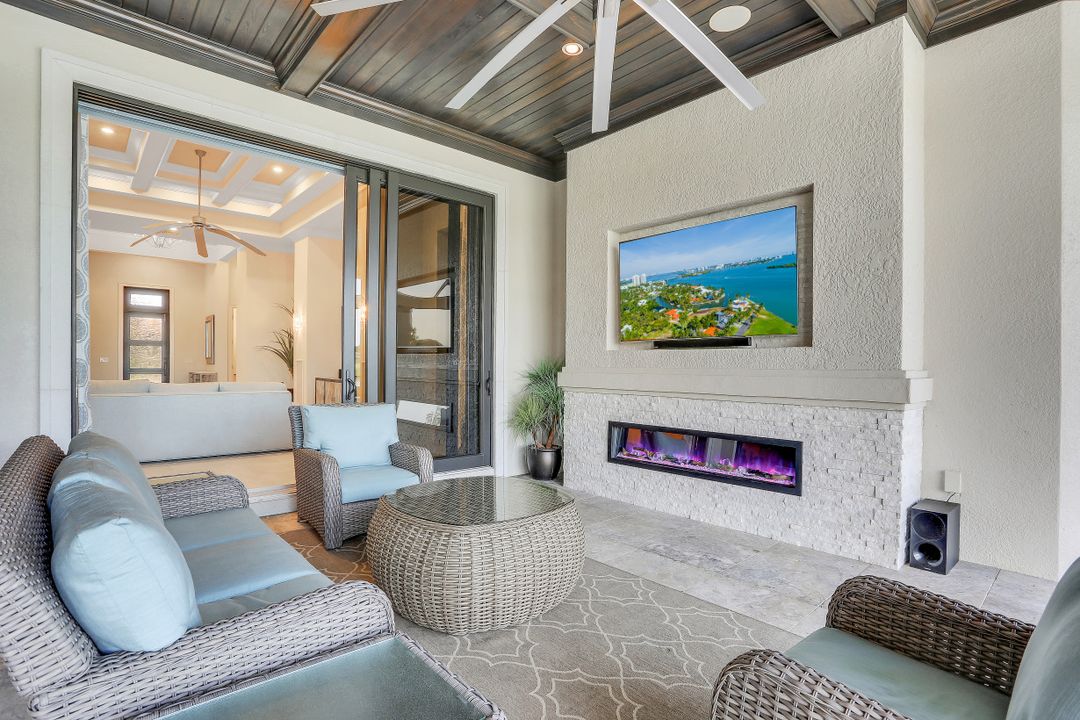 16446 Seneca Way, Naples, FL 34110