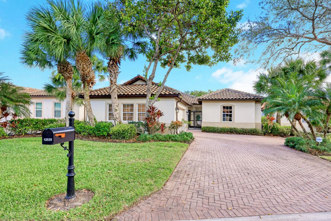12535 Wildcat Cove Cir, Estero, FL 33928
