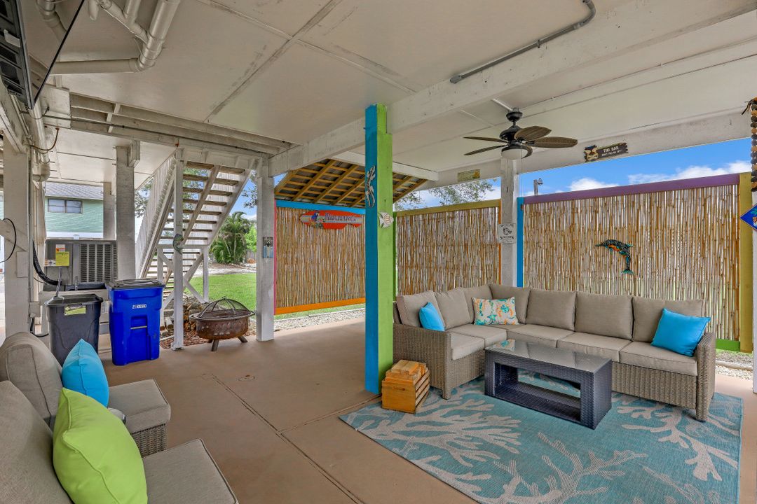 3668 Clipper Ln, Saint James City, FL 33956
