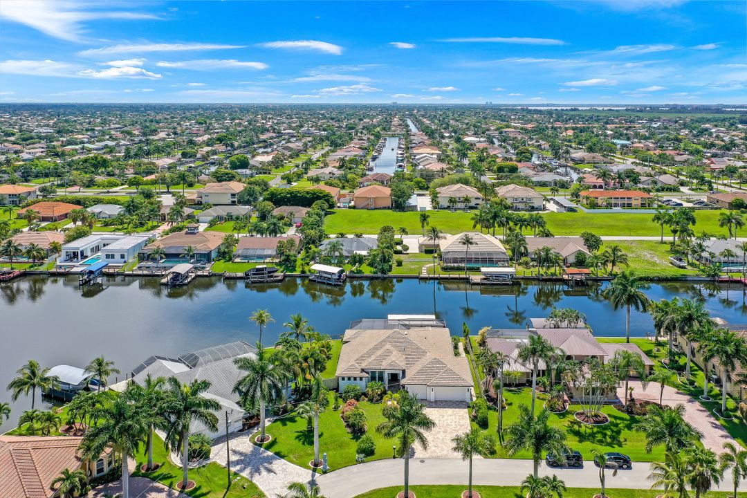5405 SW 17th Ave, Cape Coral, FL 33914