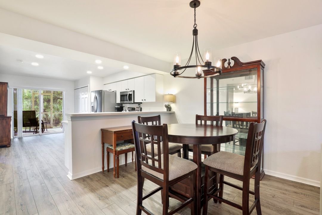 4940 Cougar Ct S #101, Naples, FL 34109