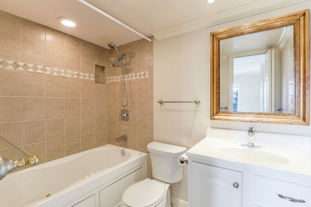 501 Forest Lakes Blvd #205, Naples, FL 34105