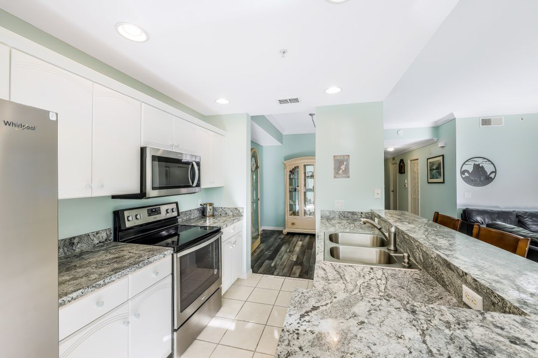 19760 Osprey Cove Blvd APT 127 #127, Fort Myers, FL 33967