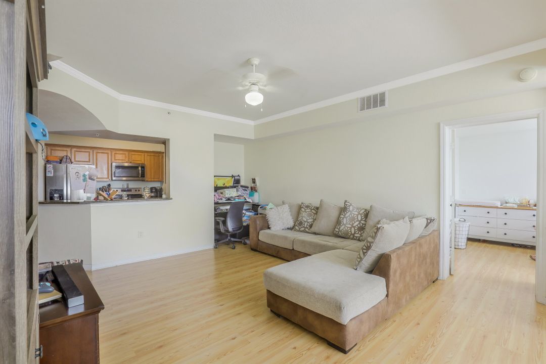 12990 Positano Cir #203, Naples, FL 34105