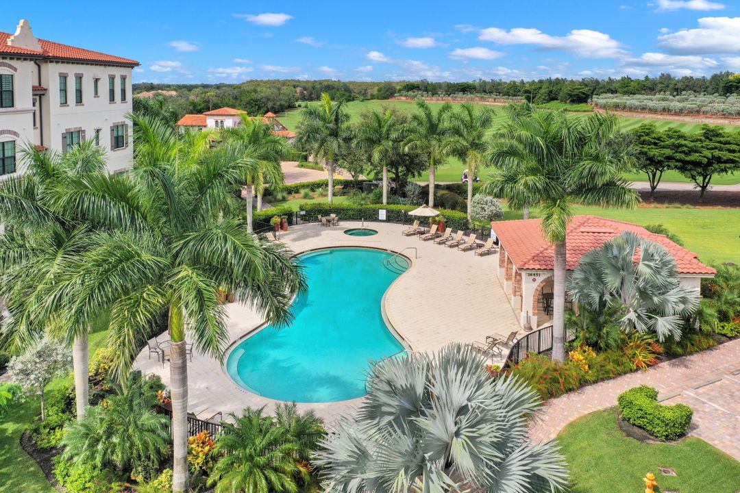 16452 Carrara Way #301, Naples, FL 34110