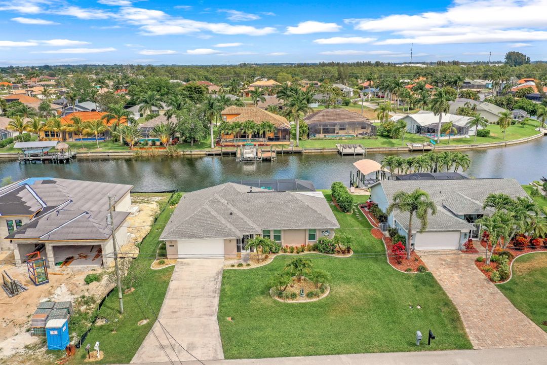 2307 SW 40th St, Cape Coral, FL 33914