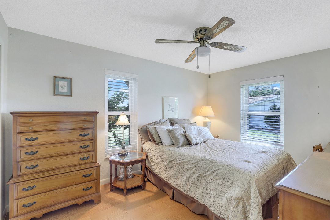 5228 SW 11th Pl, Cape Coral, FL 33914