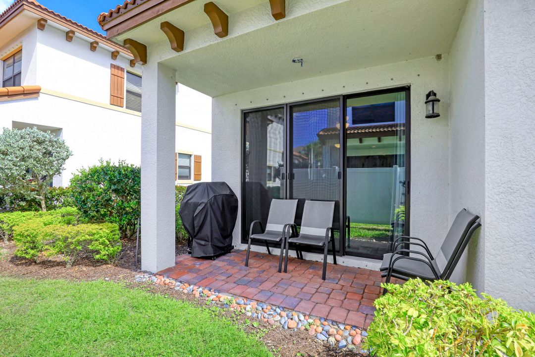 15841 Portofino Springs Blvd, Fort Myers, FL 33908