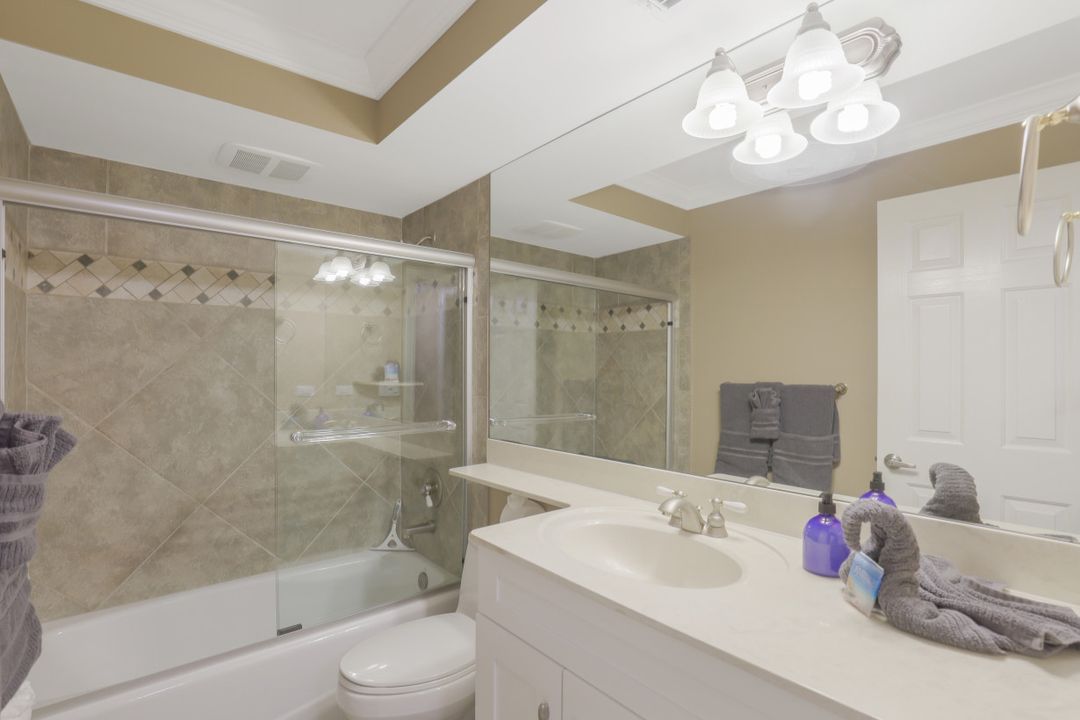 440 Seaview Ct #104, Marco Island, FL 34145