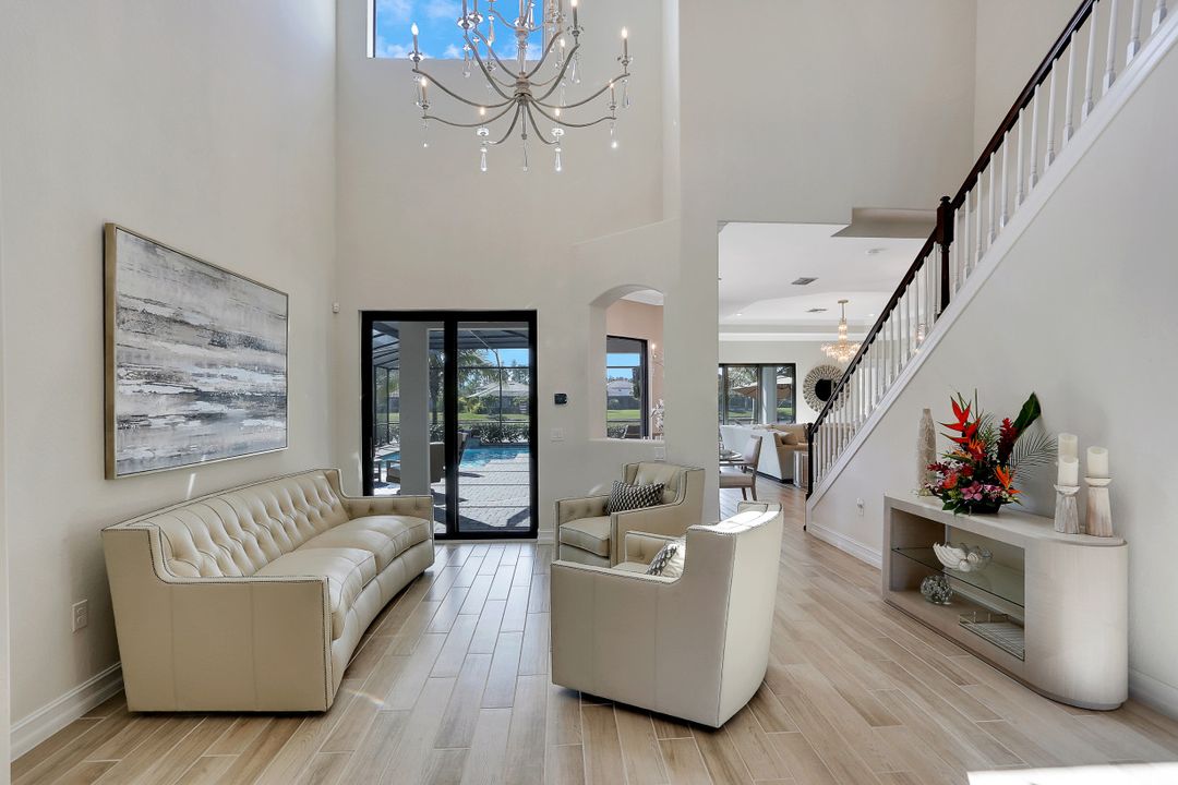 2296 Somerset Pl, Naples, FL 34120