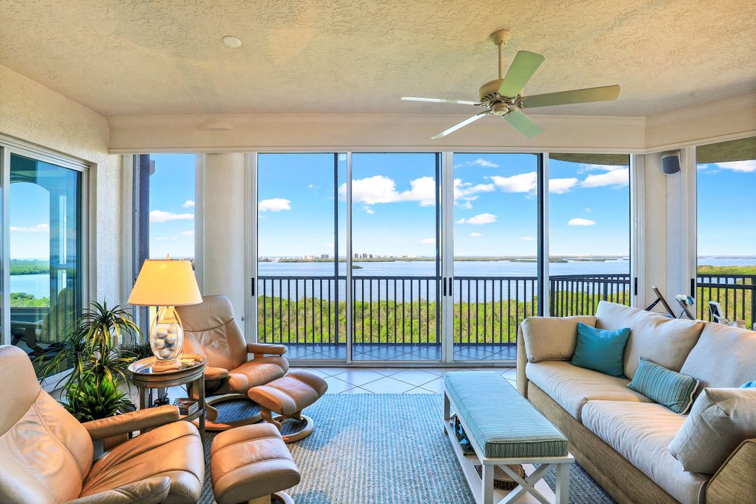 4811 Island Pond Ct #905, Bonita Springs, FL 34134