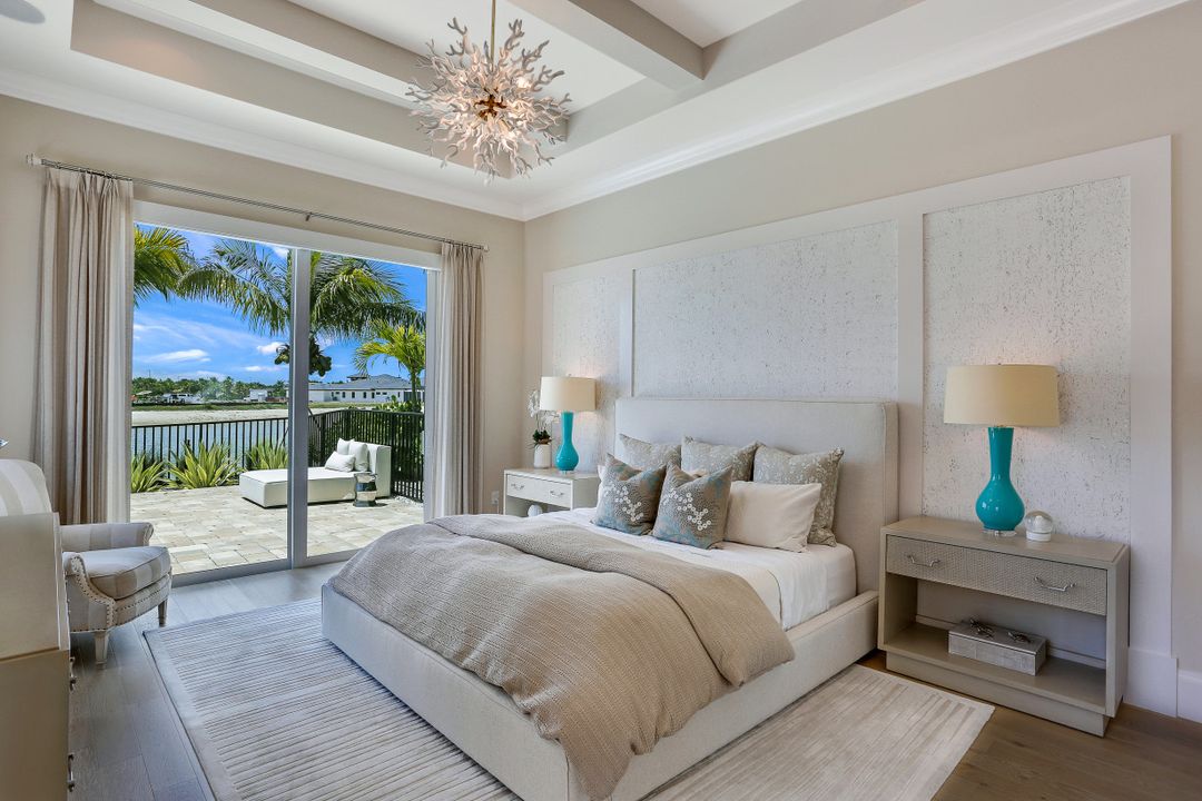 10530 Via Torino Way, Miromar Lakes, FL 33913
