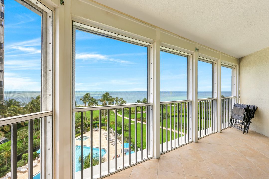 4401 Gulf Shore Blvd N #601, Naples, FL 34103
