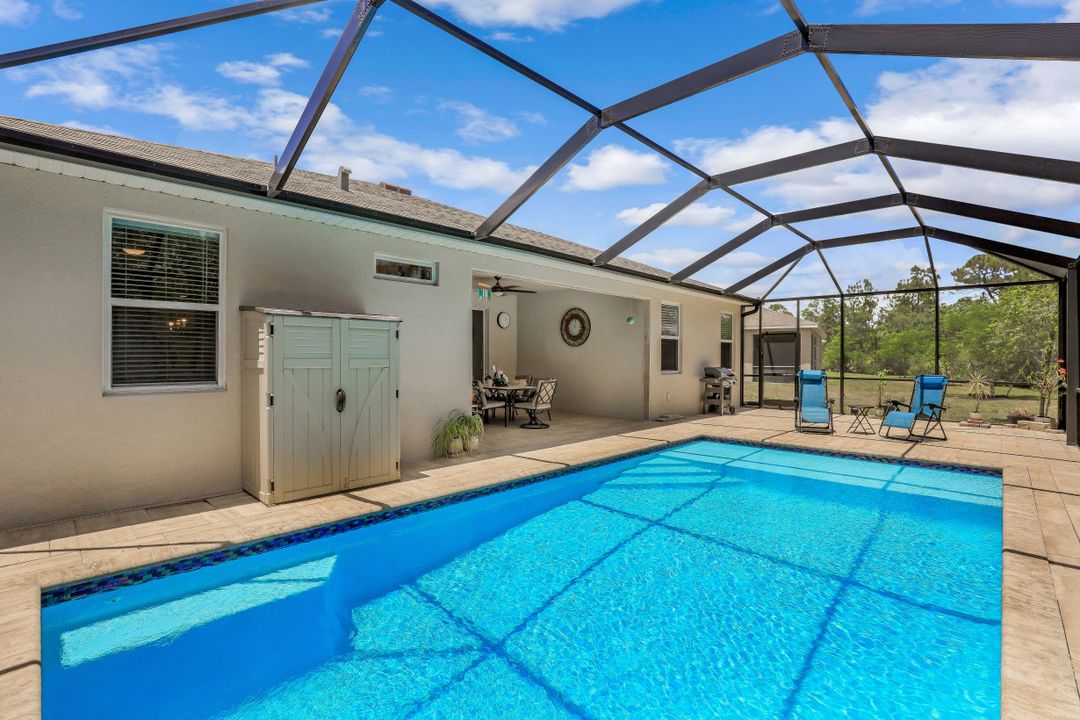 3101 Amadora Cir, Cape Coral, FL 33909