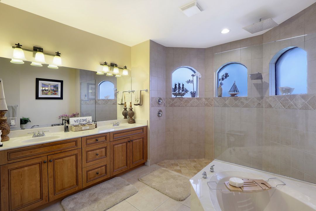 748 Milan Ct, Marco Island, FL 34145