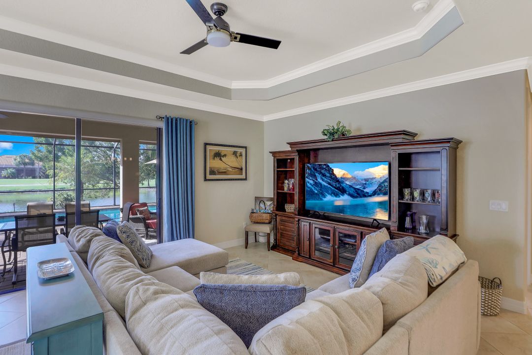 28600 Derry Ct, Bonita Springs, FL 34135