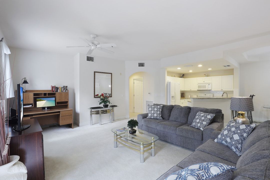 3961 Pomodoro Cir #203 , Cape Coral, FL 33909