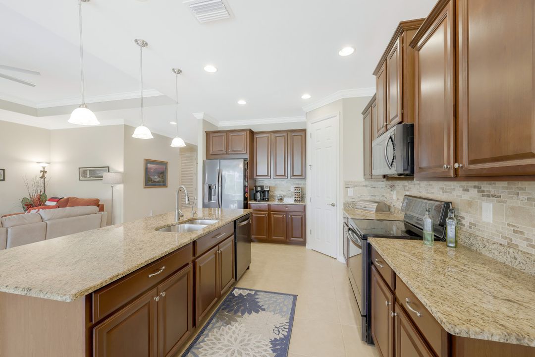 236 Destiny Cir, Cape Coral, FL 33990