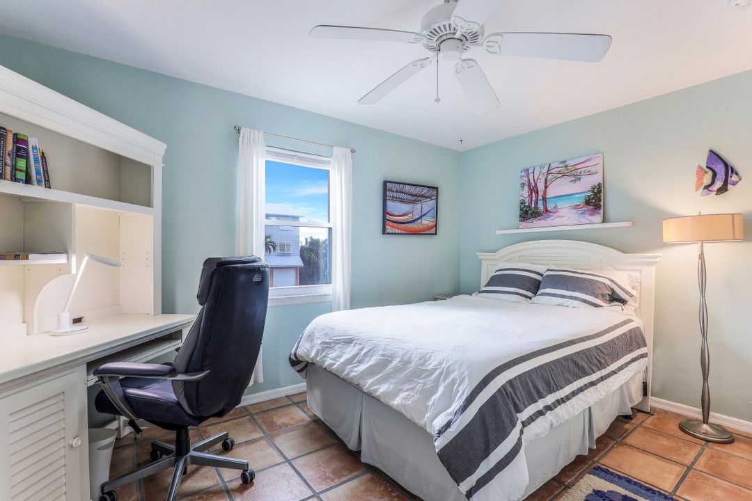 21560 Widgeon Terrace, Fort Myers Beach, FL 33931