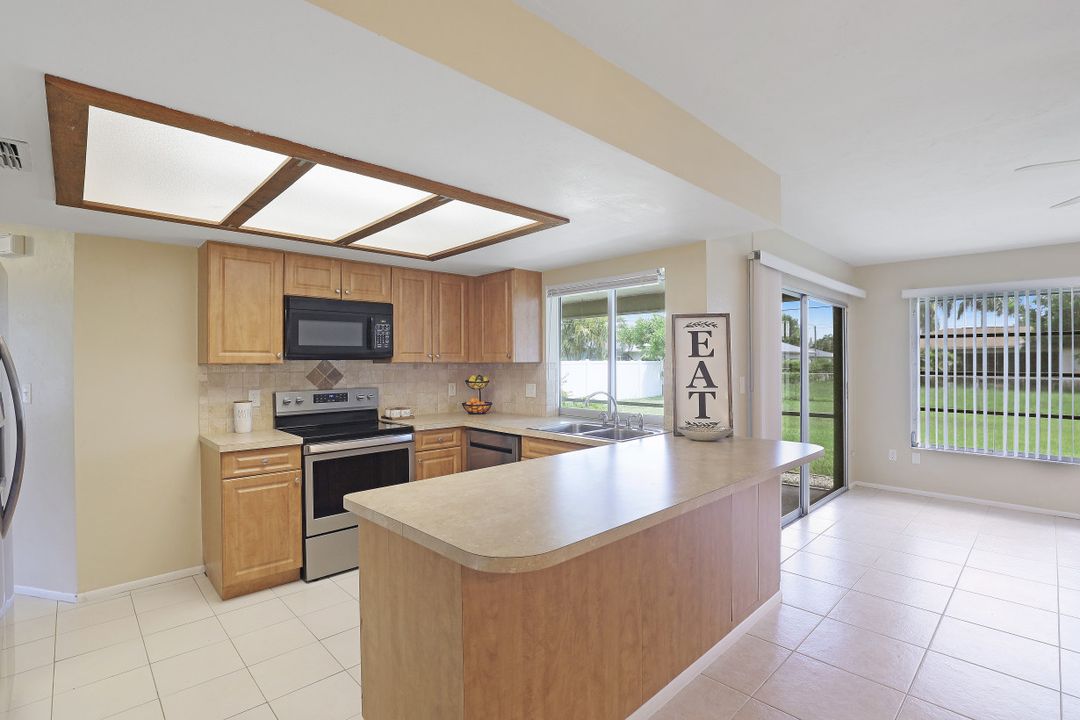 1832 SE Van Loon Terrace, Cape Coral, FL 33990
