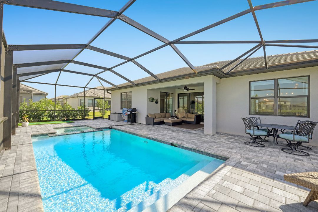 11591 Canopy Loop, Fort Myers, FL 33913