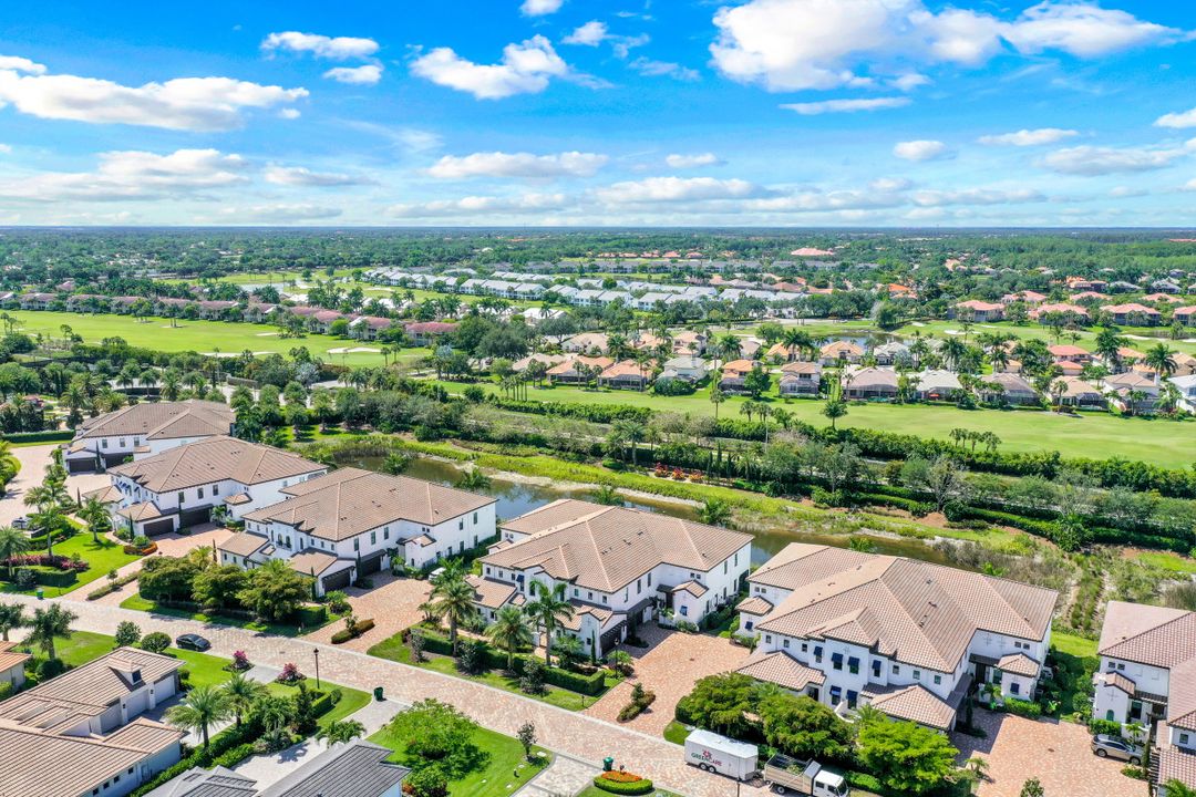 16340 Corsica Way #202, Naples, FL 34110