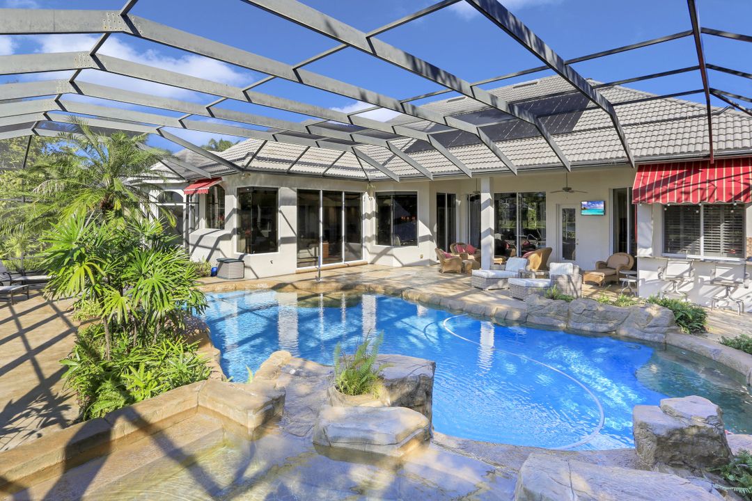 25150 Ridge Oak Dr, Bonita Springs, FL 34134