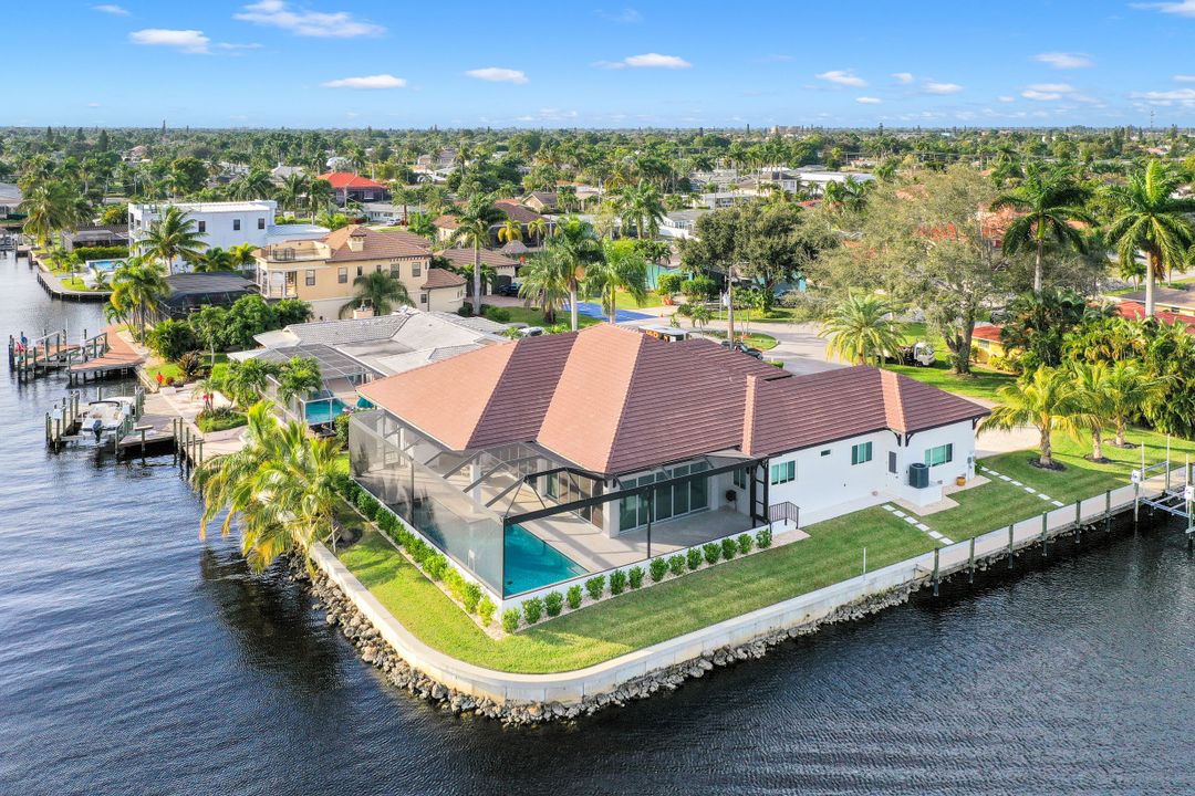 1131 Lucerne Ave, Cape Coral, FL 33904