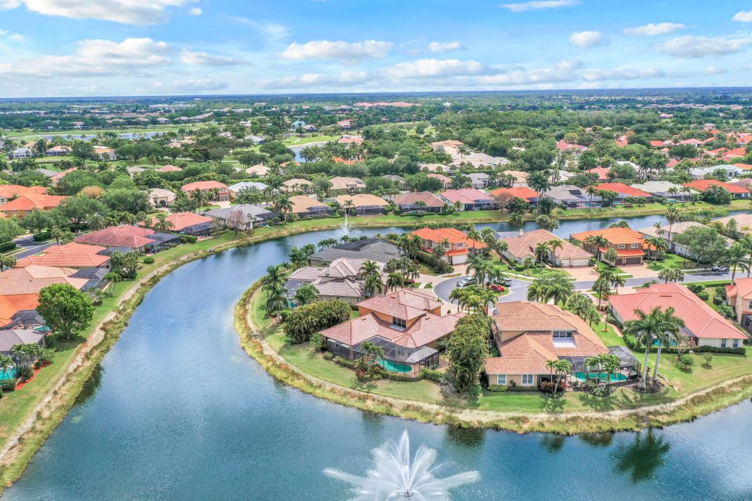 5119 Post Oak Ln, Naples, FL 34105