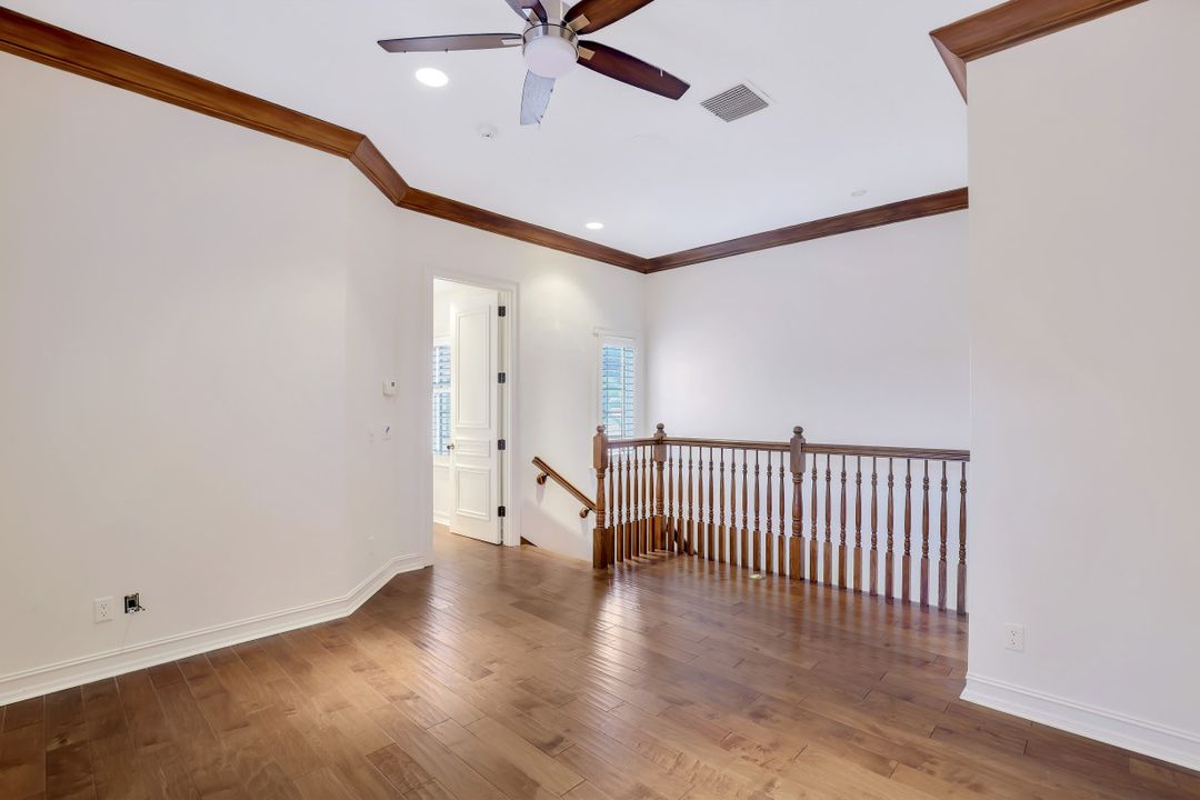 9155 Torrefino Ct, Naples, FL 34109