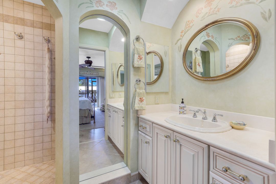 2208 Everest Pkwy, Cape Coral, FL 33904