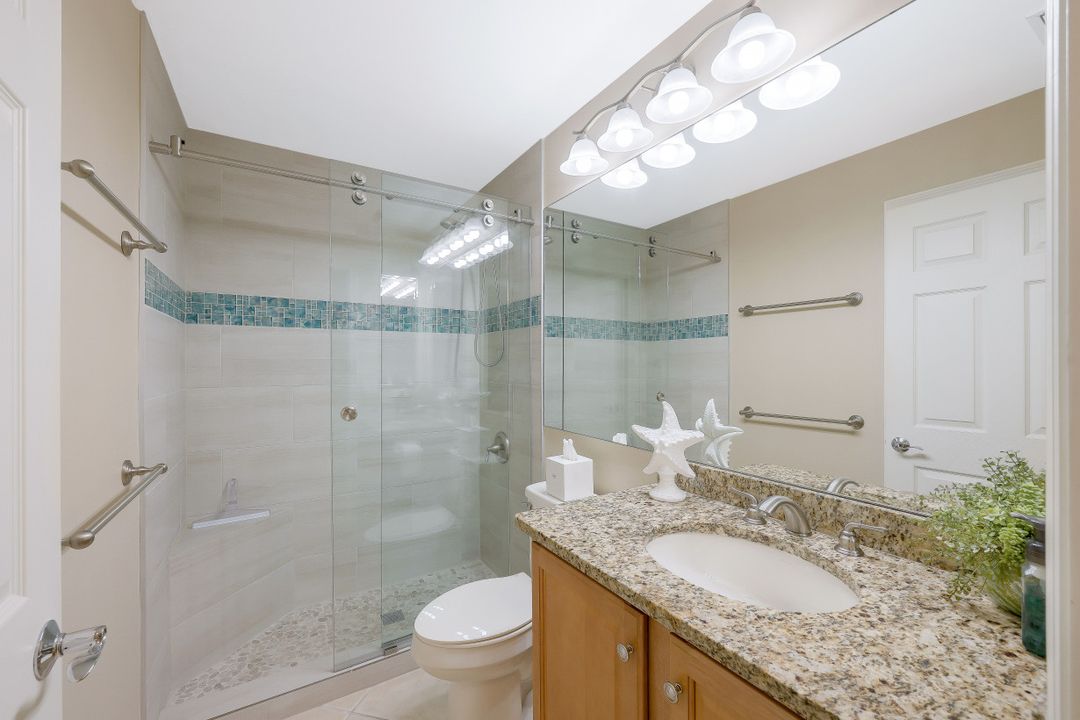 11857 Bramble Ct, Naples, FL 34120