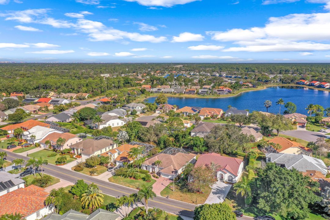 316 Lambton Ln, Naples, FL 34104