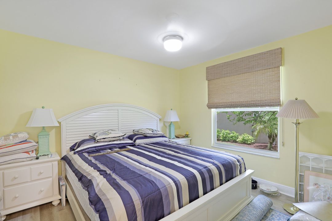 371 Capistrano Ct, Marco Island, FL 34145