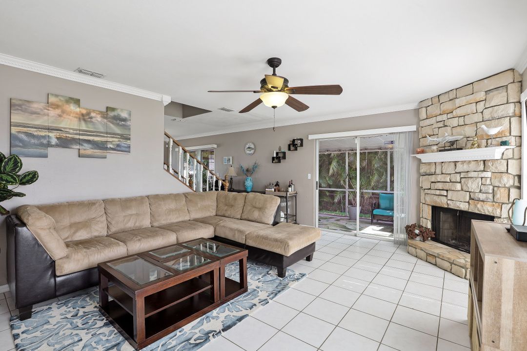 8365 Tahiti Rd, Fort Myers, FL 33967