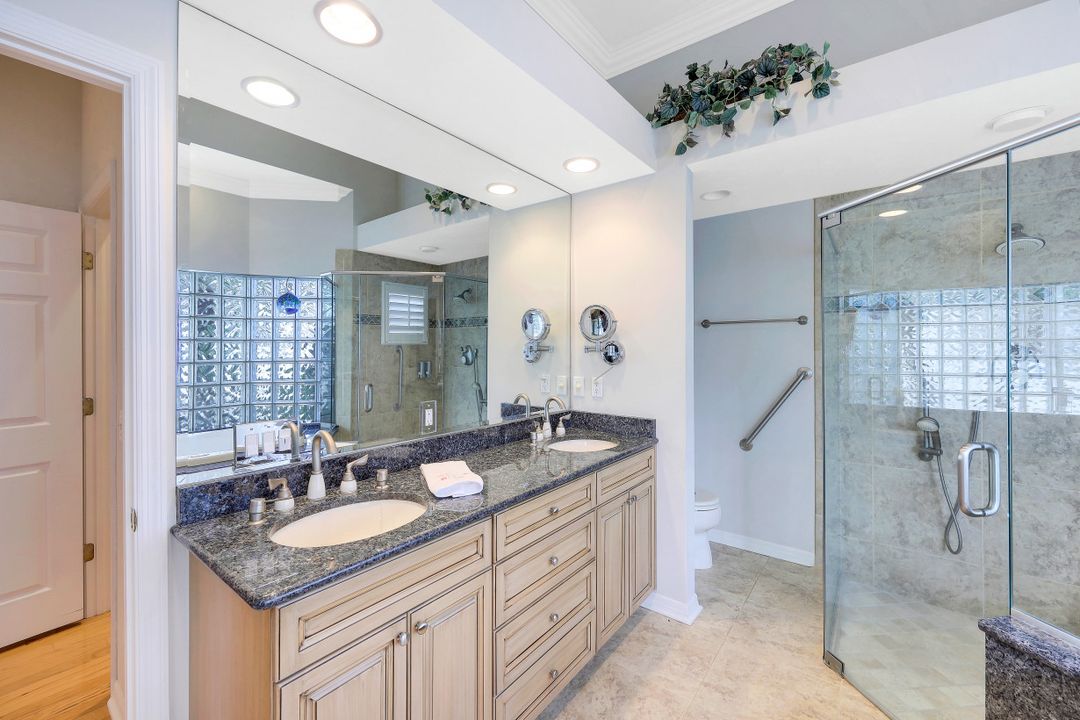 3331 Montara Dr, Bonita Springs, FL 34134