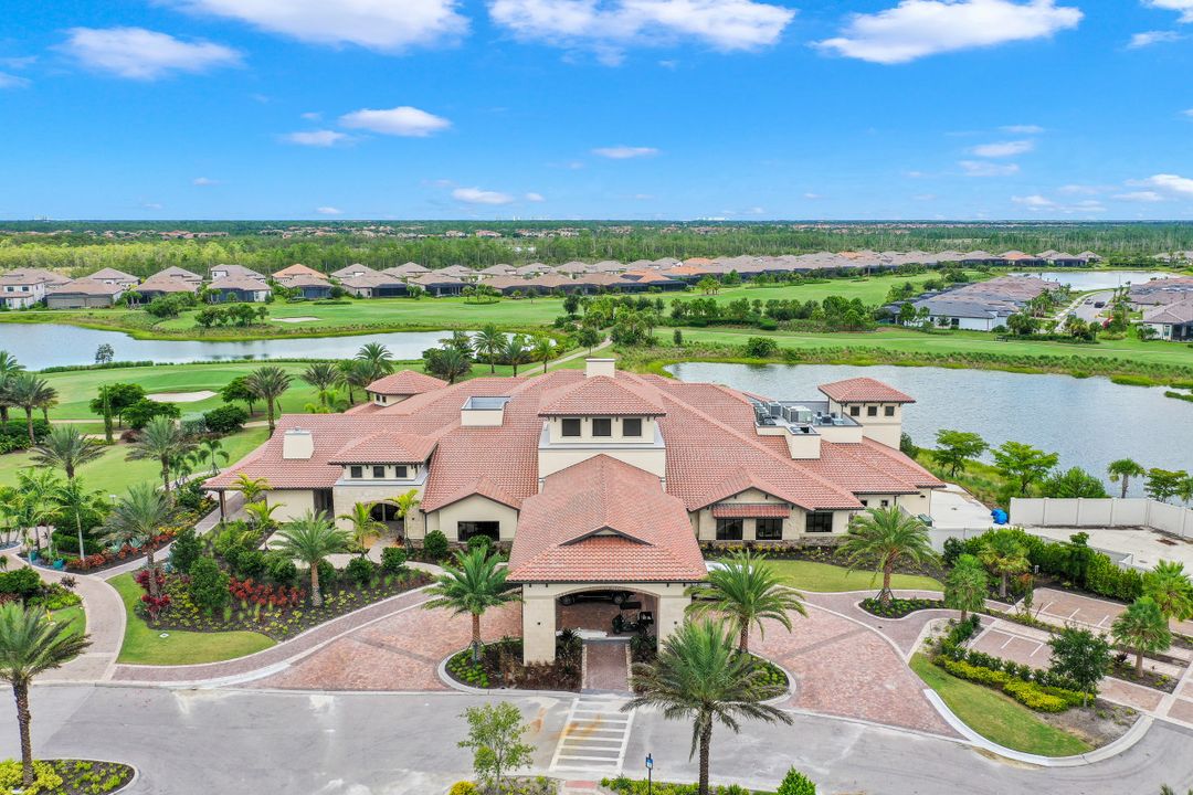 9249 Esplanade Blvd, Naples, FL 34119