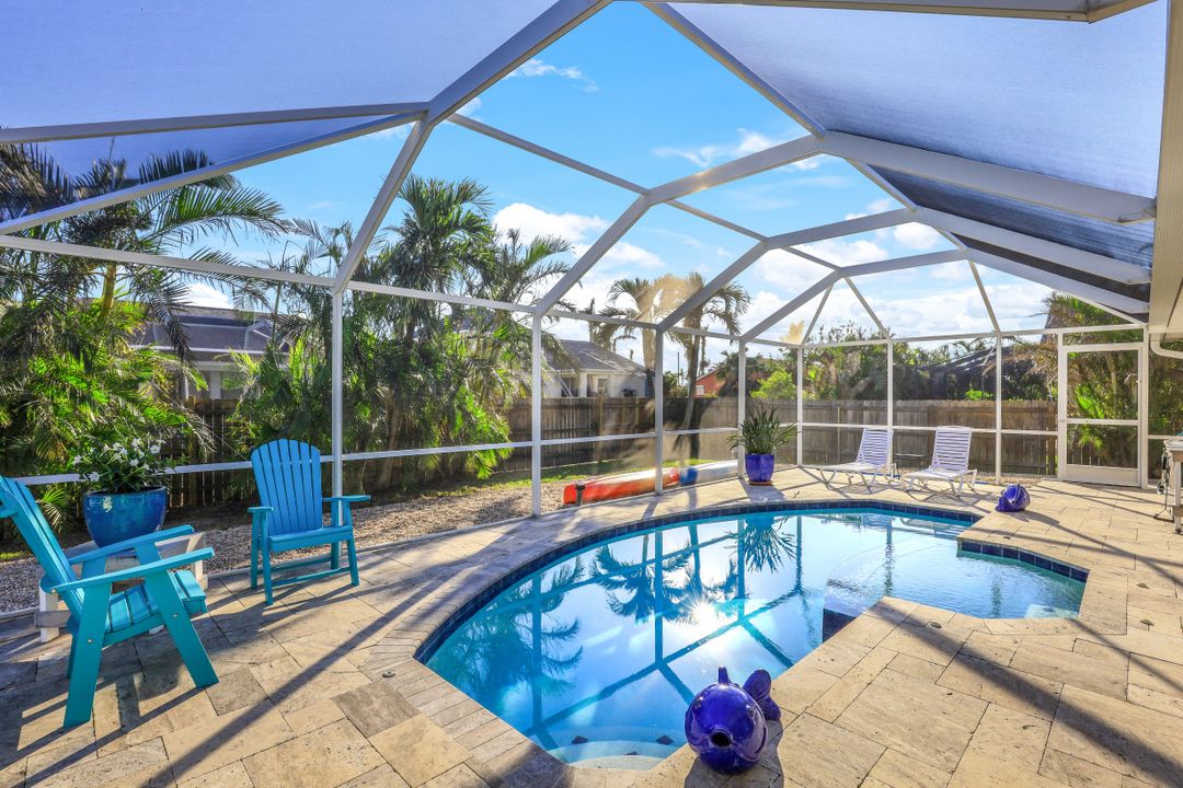 2710 SW 37th St, Cape Coral, FL 33914