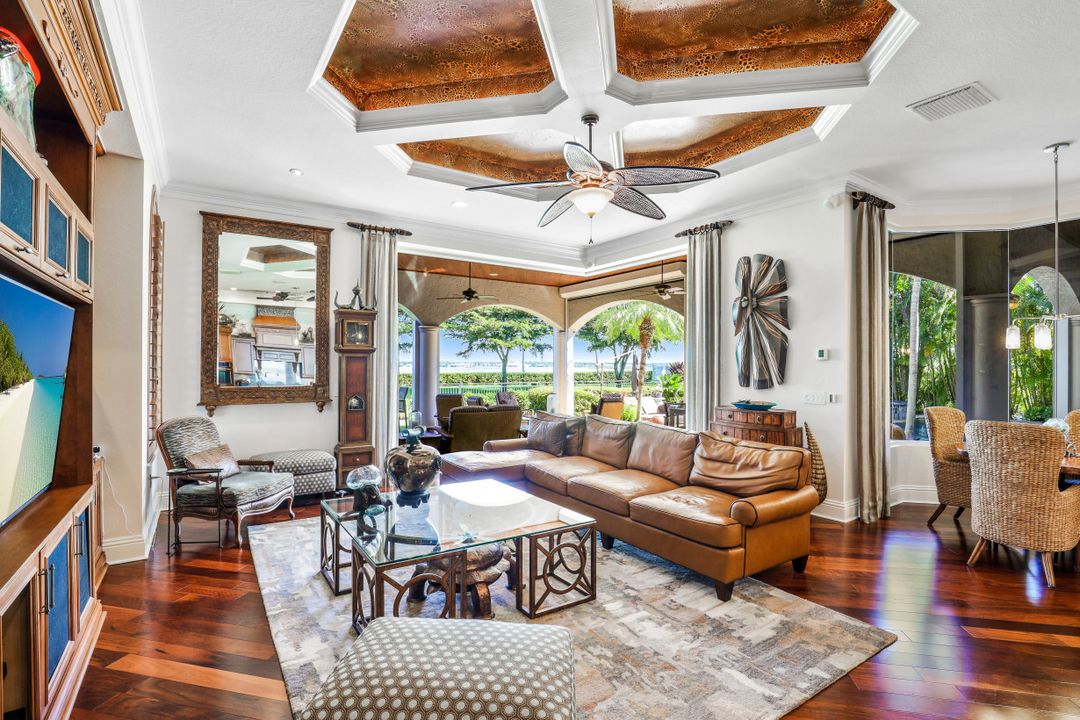 18000 Via Bellamare Ln, Miromar Lakes, FL 33913