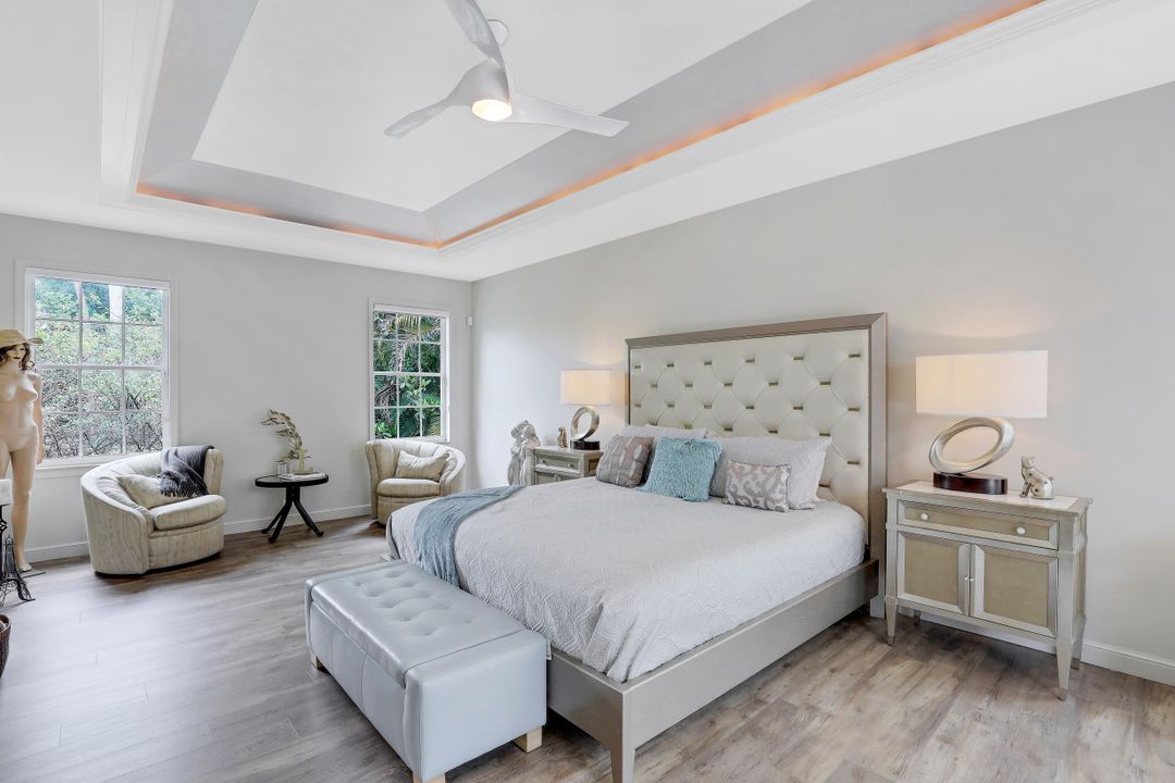 6080 Cypress Hollow Way, Naples, FL 34109