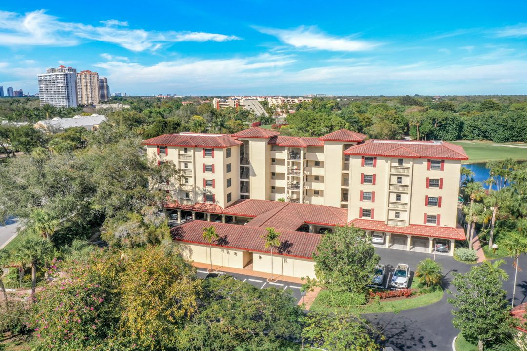 6080 Pelican Bay Blvd #201-A, Naples, FL 34108