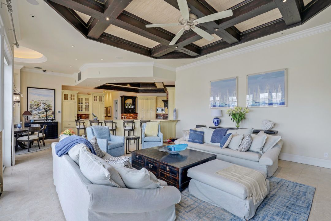 1839 Hurricane Harbor Ln, Naples, FL 34102