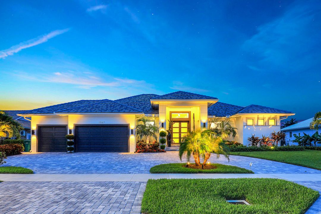 1567 Jamaica Ct, Marco Island, FL 34145