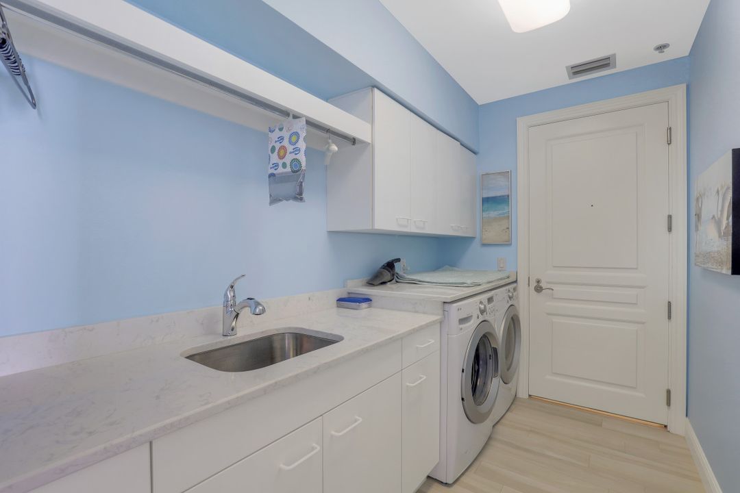 970 Cape Marco Dr #2104, Marco Island, FL 34145