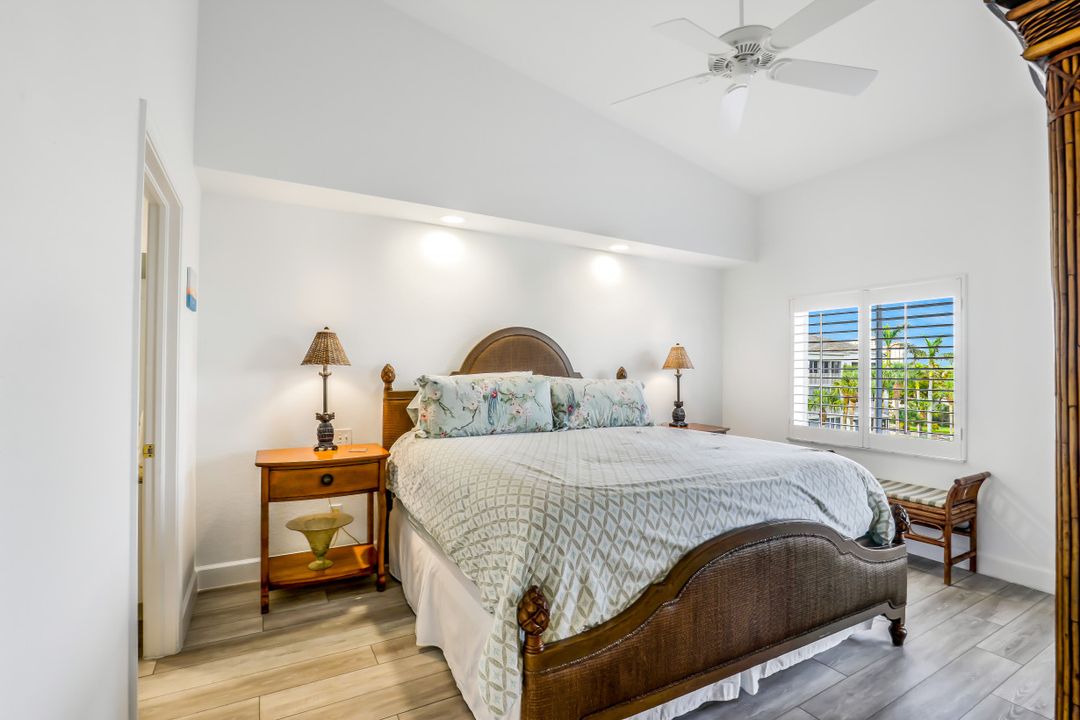 7734 Pebble Creek Cir #303, Naples, FL 34108